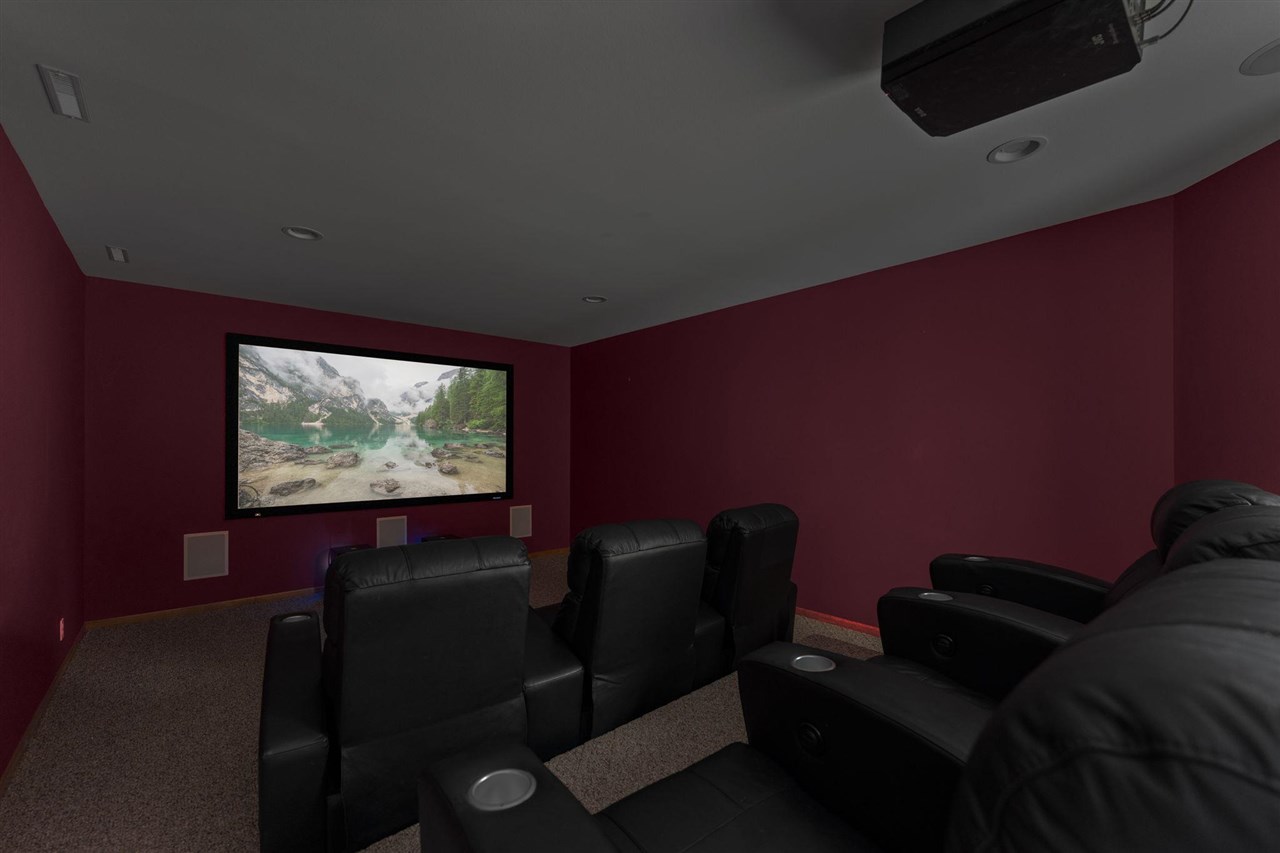 4601 Plumberry Road Ely IA 52227