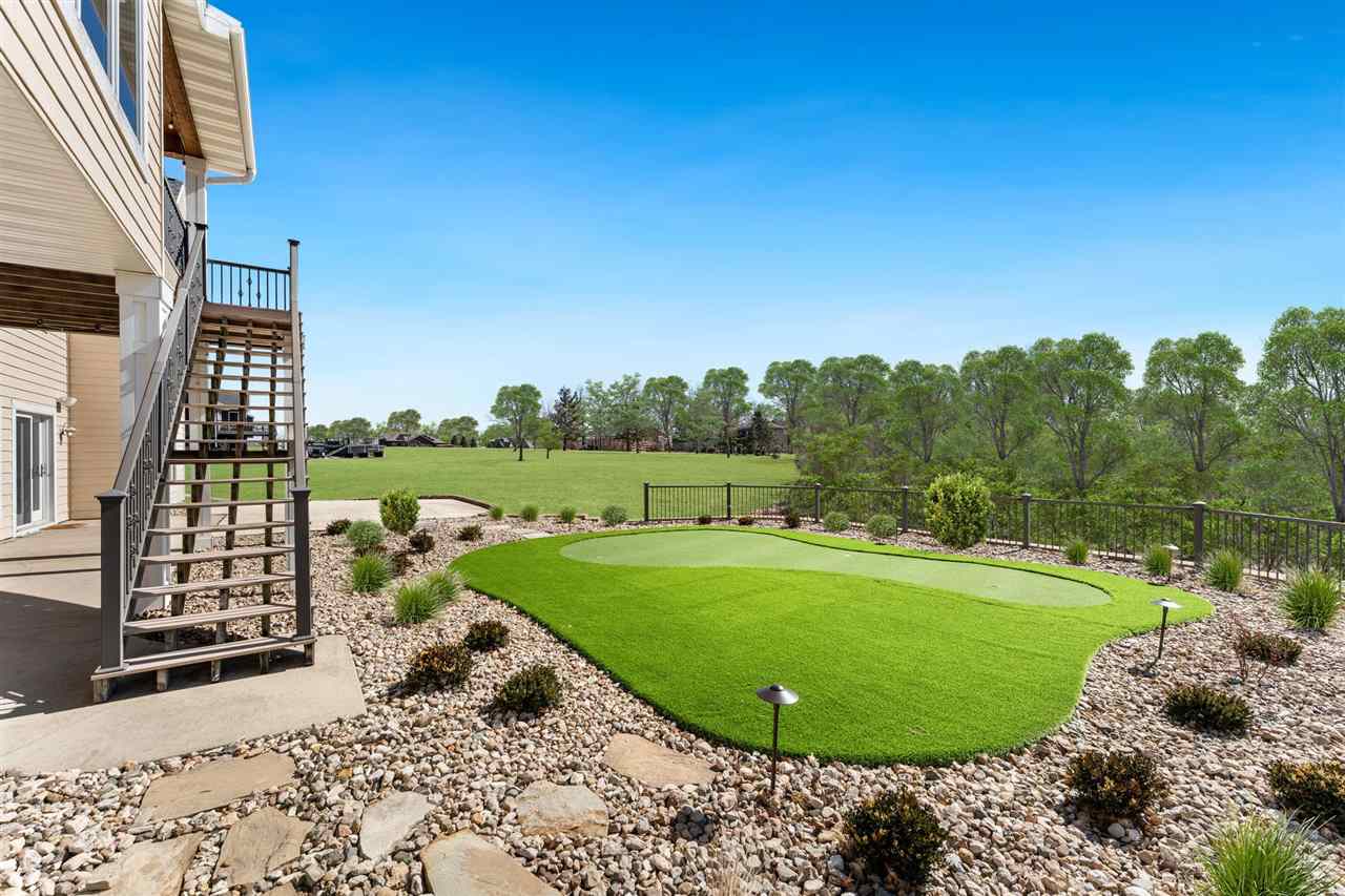 4601 Plumberry Road Ely IA 52227