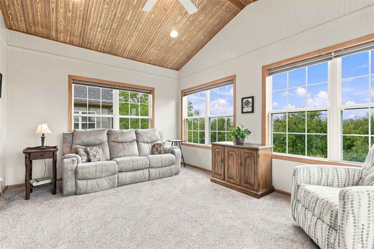 947 5th Street Kalona IA 52247