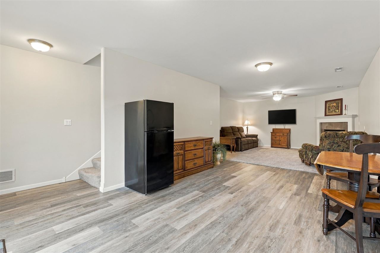 947 5th Street Kalona IA 52247