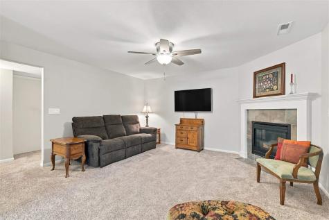 947 5th Street Kalona IA 52247