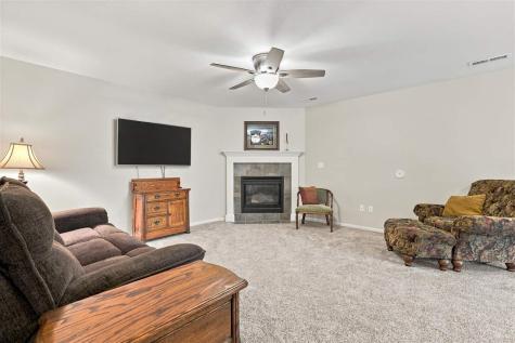 947 5th Street Kalona IA 52247