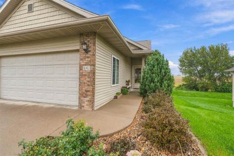 947 5th Street Kalona IA 52247