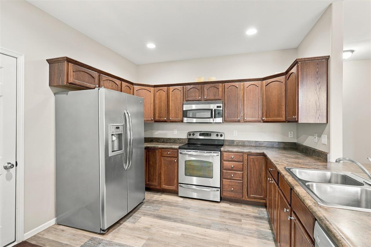 947 5th Street Kalona IA 52247