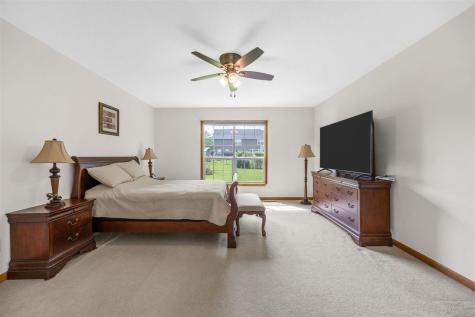 400 Westridge Drive SW Cedar Rapids IA 52404