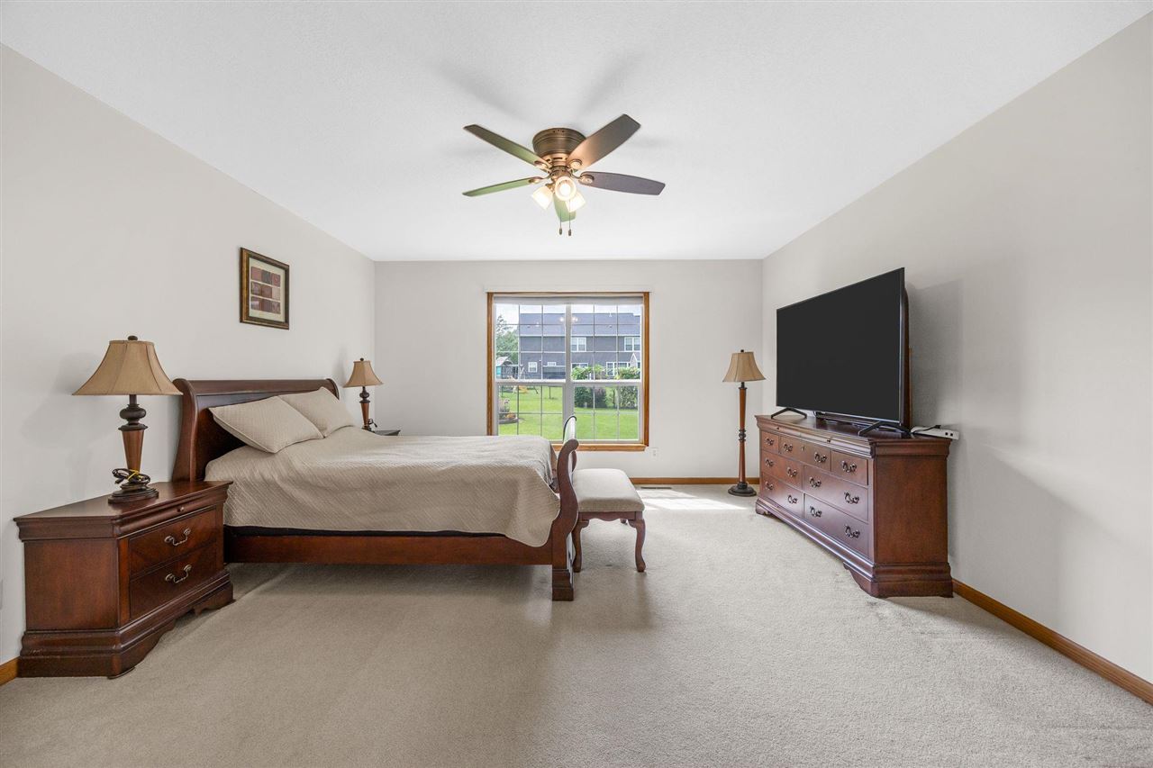 400 Westridge Drive SW Cedar Rapids IA 52404