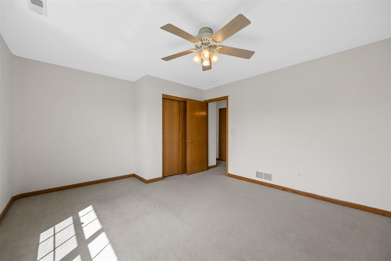 400 Westridge Drive SW Cedar Rapids IA 52404