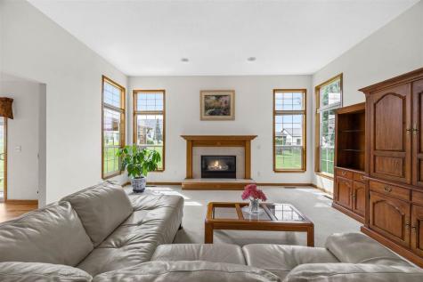 400 Westridge Drive SW Cedar Rapids IA 52404