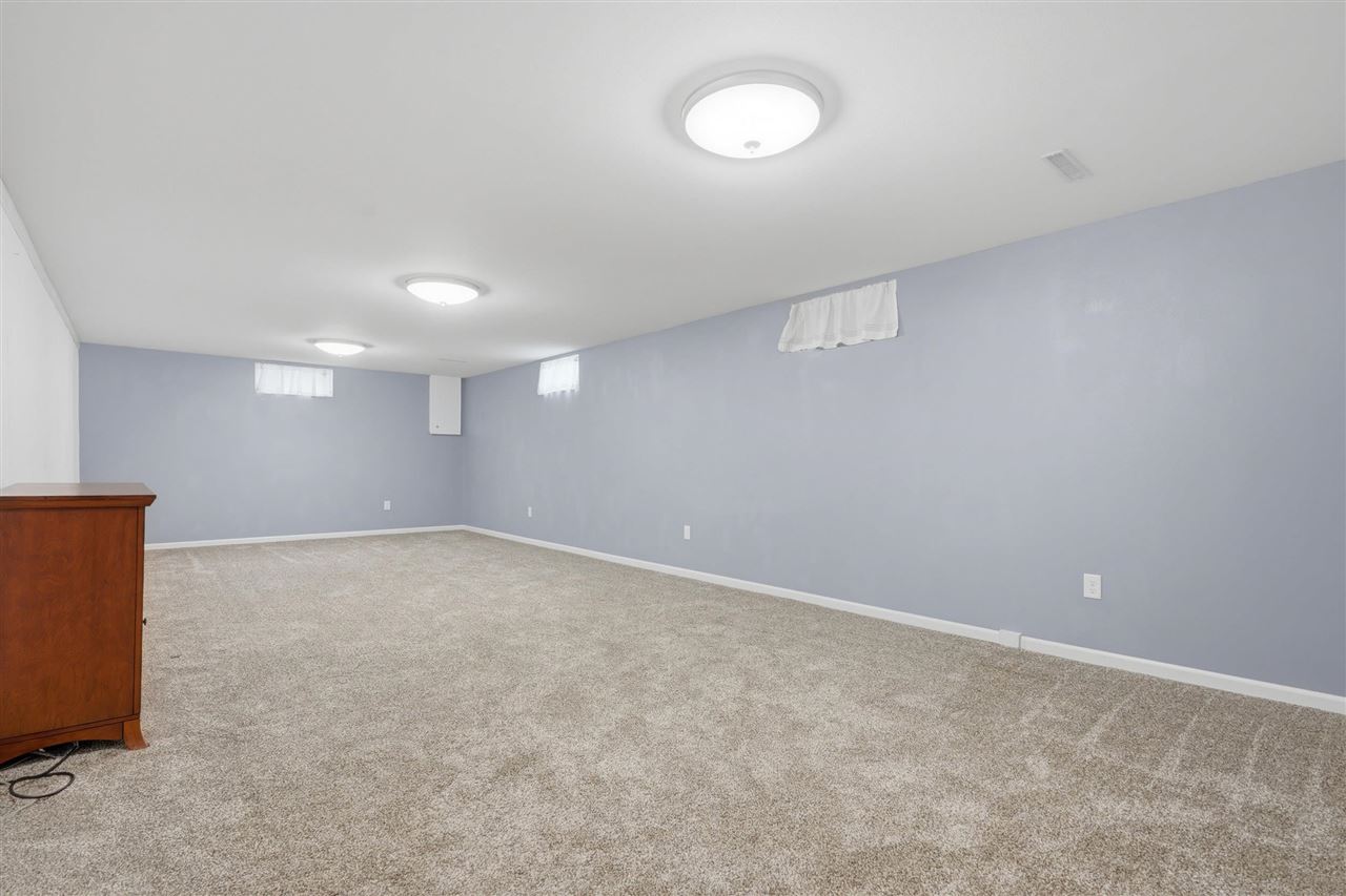 800 Circle Drive Wellman IA 52356