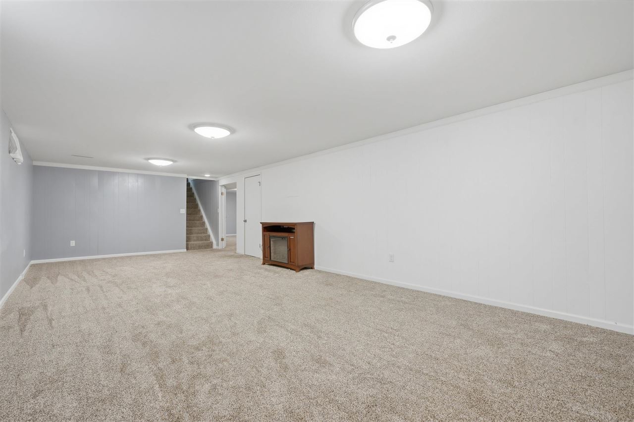 800 Circle Drive Wellman IA 52356
