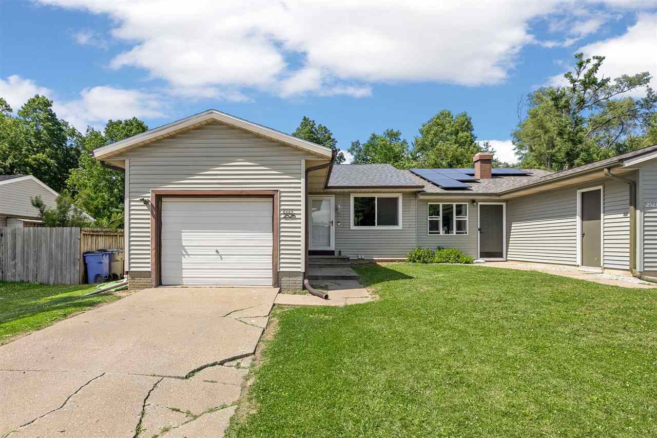 2526 Ellis View Court NW Cedar Rapids IA 52405