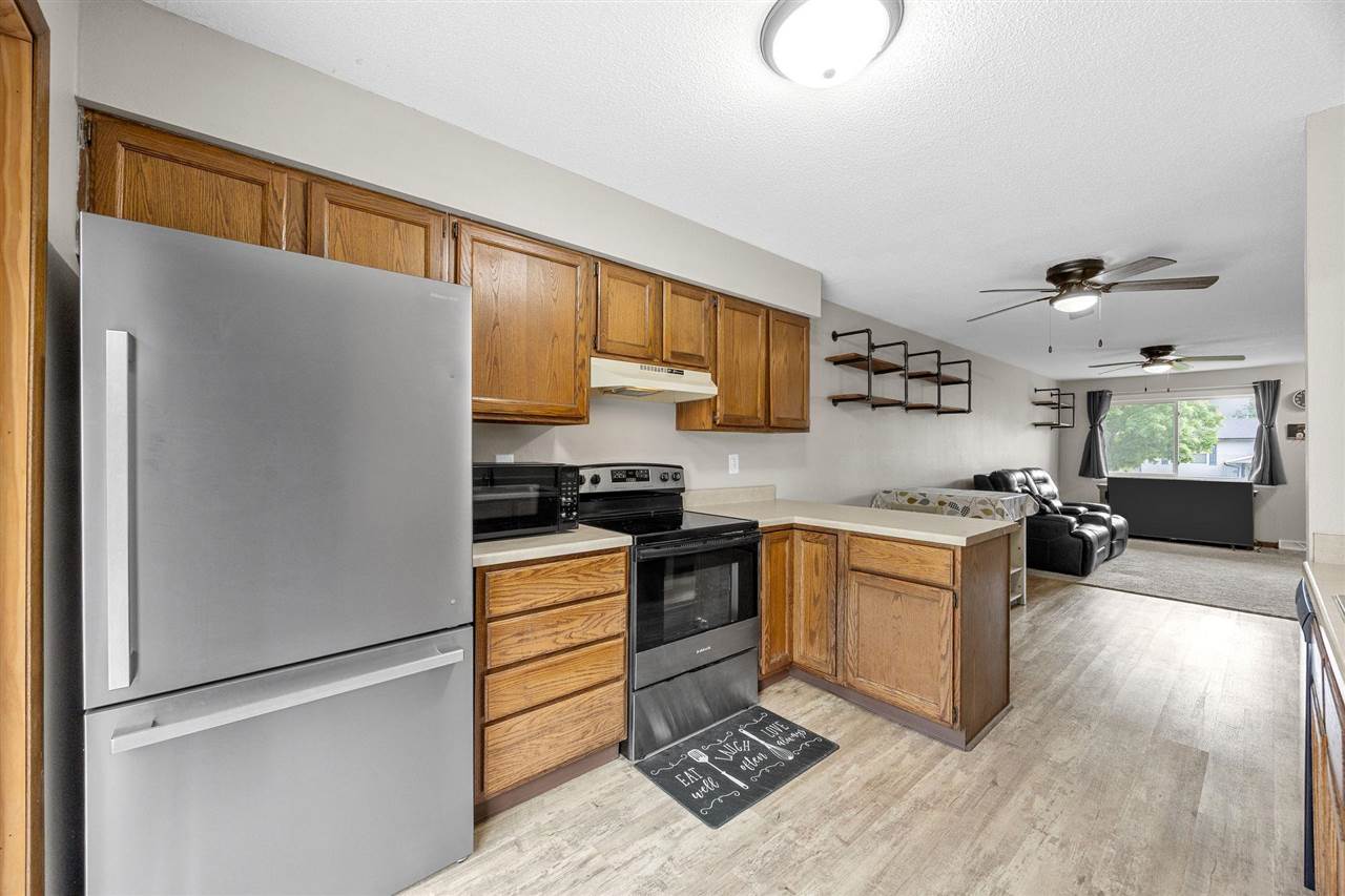 2526 Ellis View Court NW Cedar Rapids IA 52405
