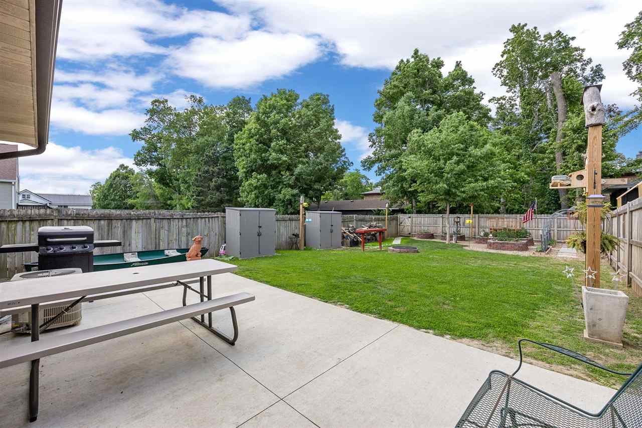 2526 Ellis View Court NW Cedar Rapids IA 52405