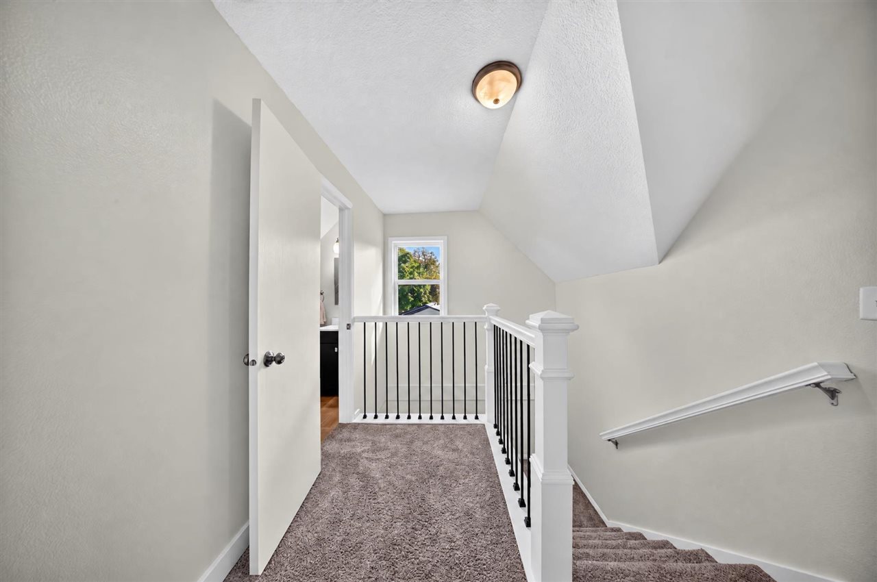 405 N 4th Street West Branch IA 52358