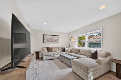 405 N 4th Street West Branch IA 52358