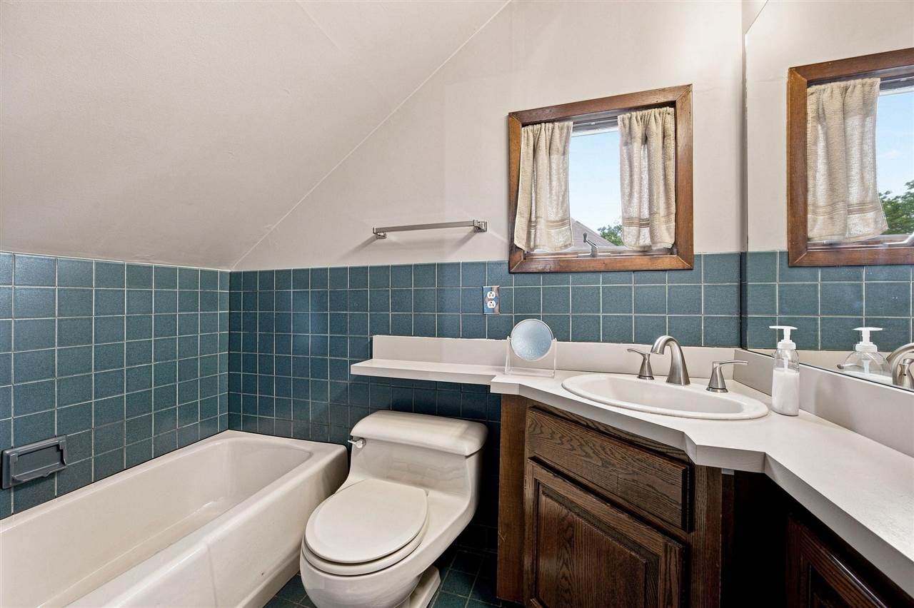 1037 Staub Court NE Cedar Rapids IA 52404