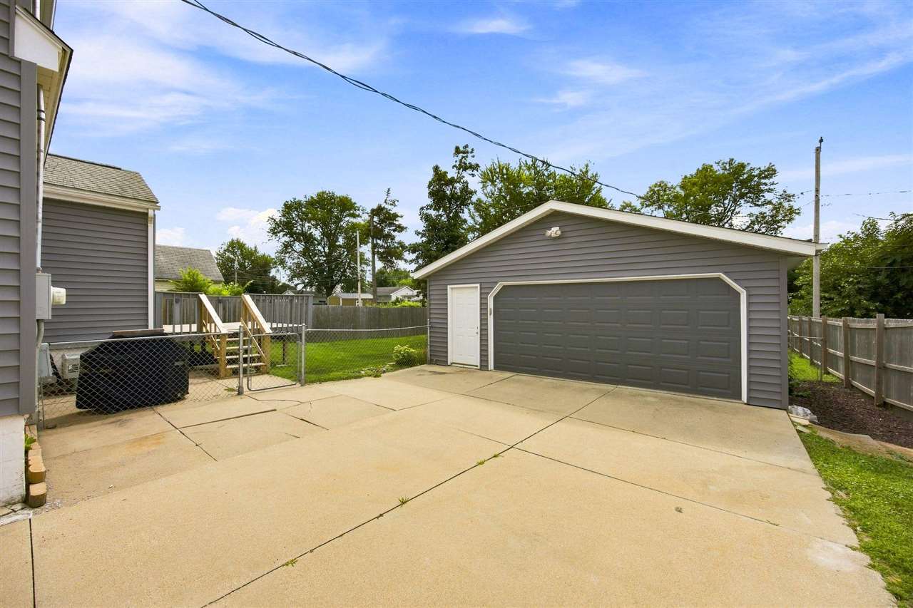 1037 Staub Court NE Cedar Rapids IA 52404