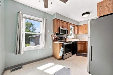 1037 Staub Court NE Cedar Rapids IA 52404