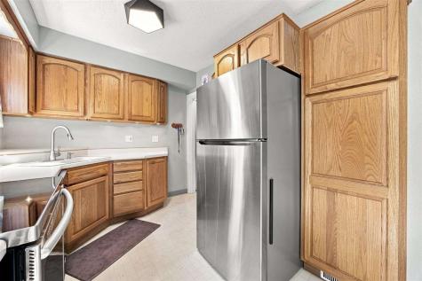 1037 Staub Court NE Cedar Rapids IA 52404