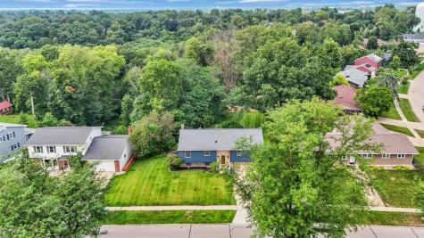 2509 Blue Ridge Drive NE Cedar Rapids IA 52402