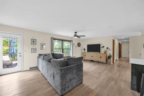 2509 Blue Ridge Drive NE Cedar Rapids IA 52402