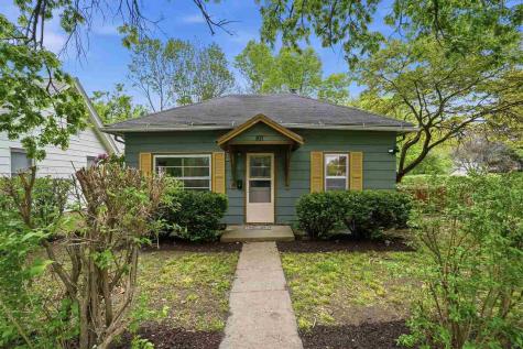 811 S 5th Street Fairfield IA 52556