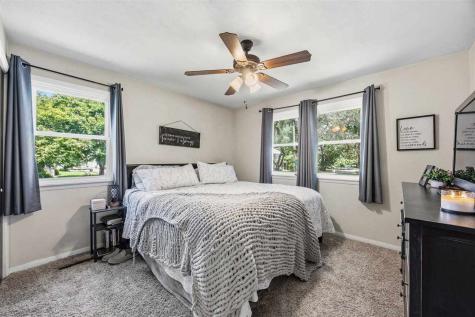 209 N Walnut Street Winfield IA 52659