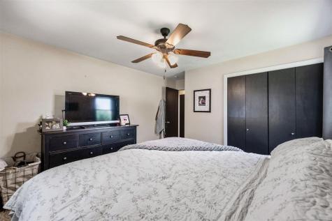209 N Walnut Street Winfield IA 52659