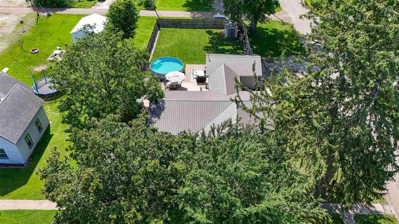 209 N Walnut Street Winfield IA 52659