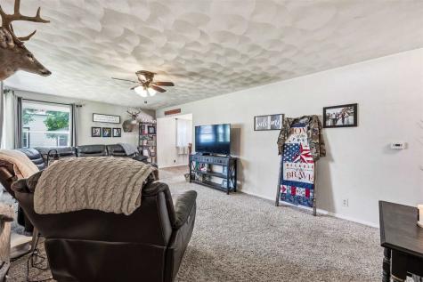 209 N Walnut Street Winfield IA 52659