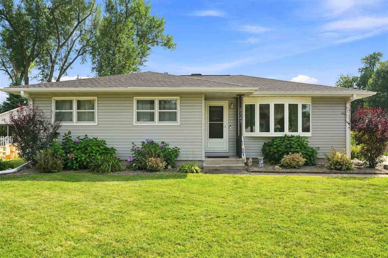 2143 NE Richard Drive Cedar Rapids IA 52402