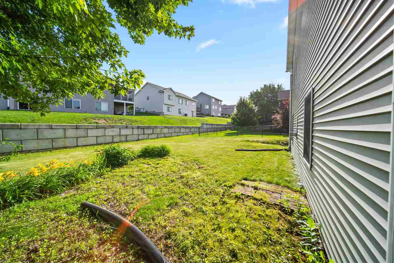 502 Plum Street Solon IA 52333