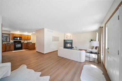 502 Plum Street Solon IA 52333