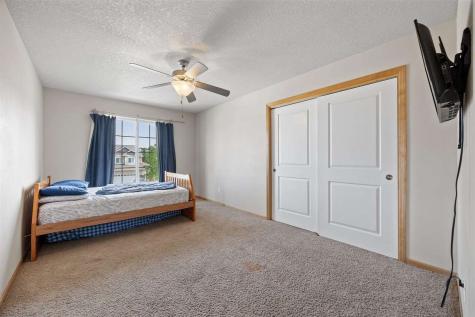 37 Ash Court North Liberty IA 52317