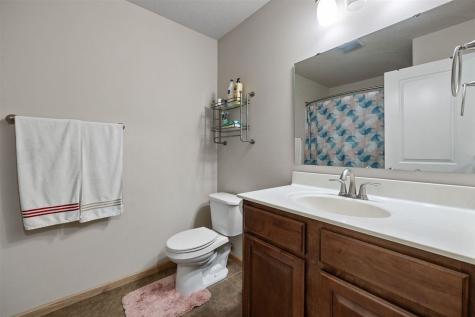 37 Ash Court North Liberty IA 52317