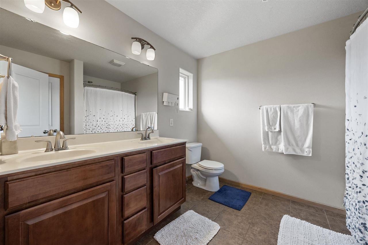 37 Ash Court North Liberty IA 52317