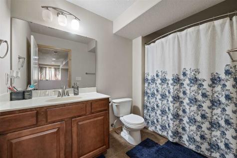 37 Ash Court North Liberty IA 52317