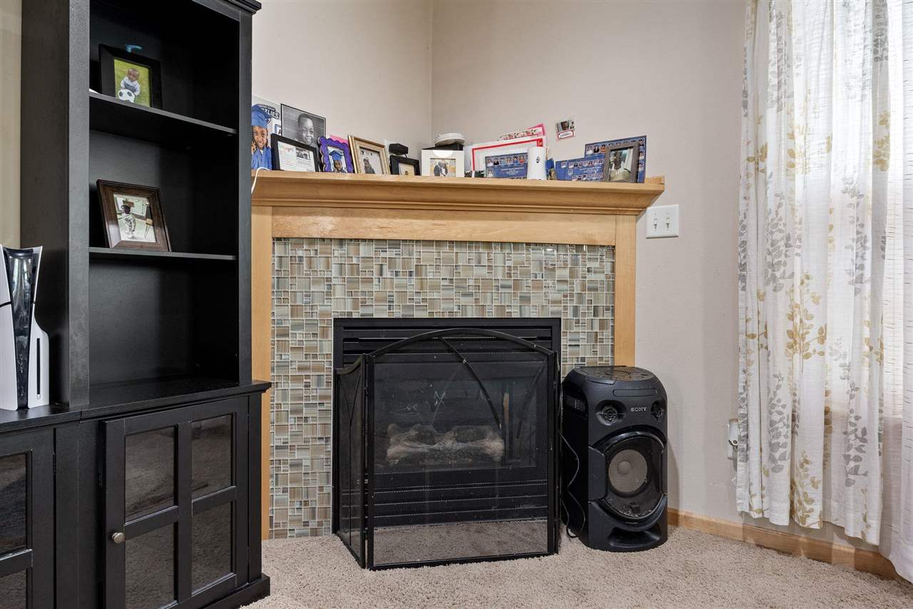 37 Ash Court North Liberty IA 52317