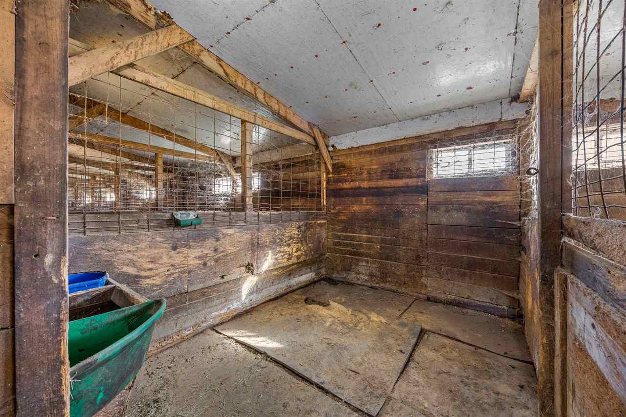 1921 210th Manchester IA 52057