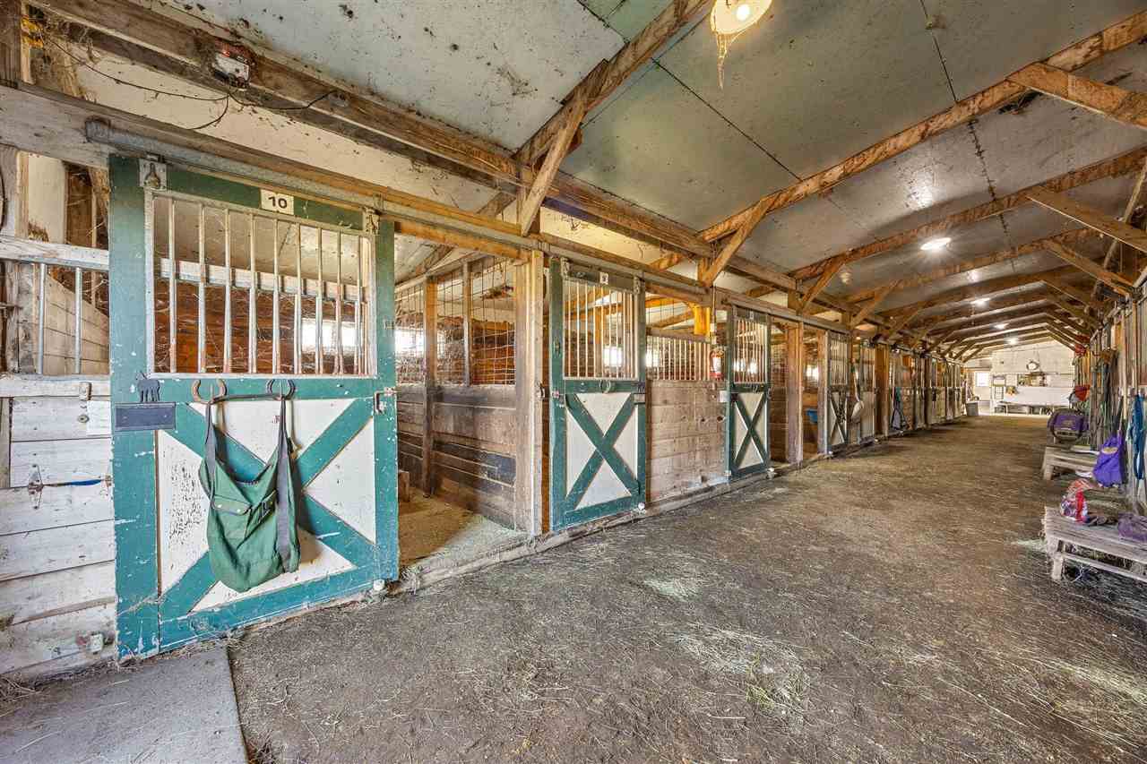1921 210th Manchester IA 52057