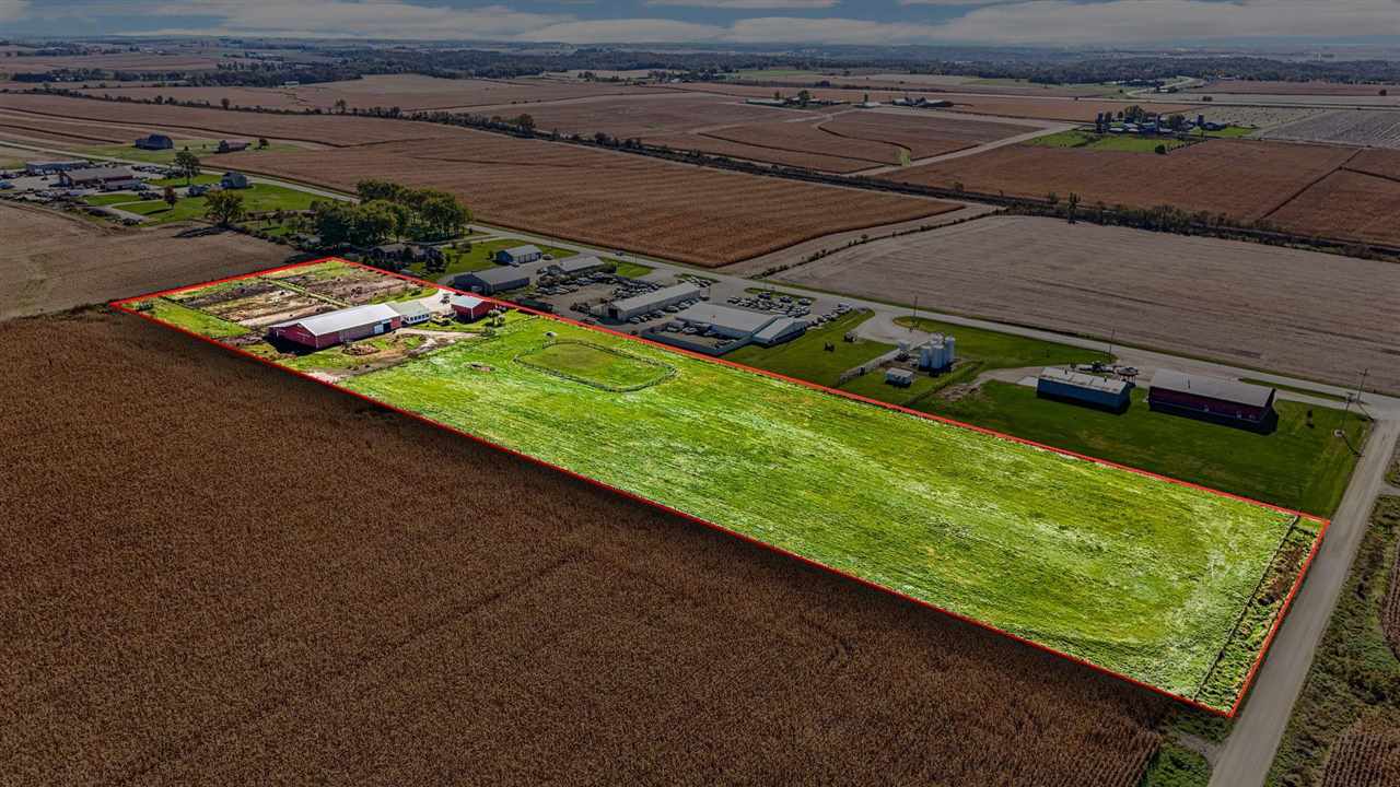 1921 210th Manchester IA 52057