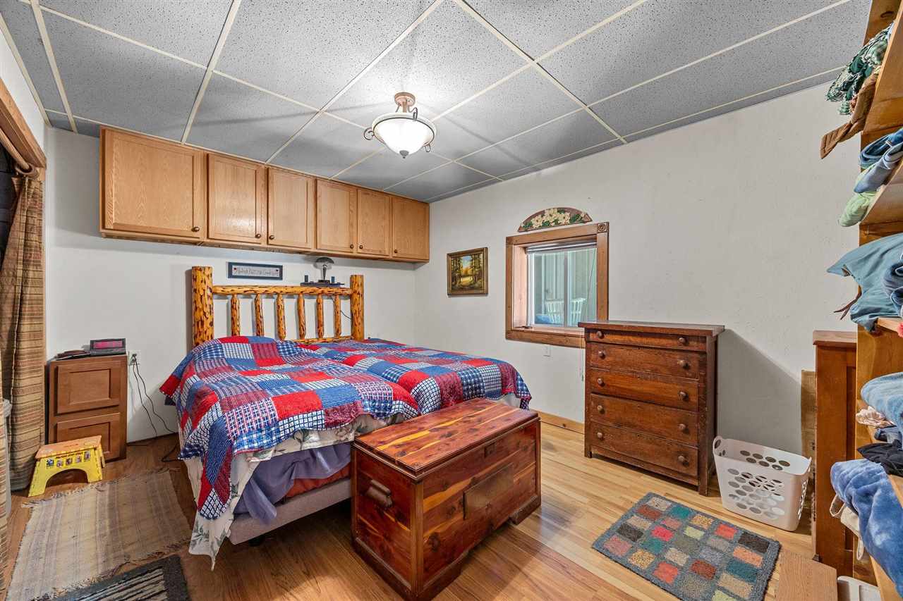 1921 210th Manchester IA 52057