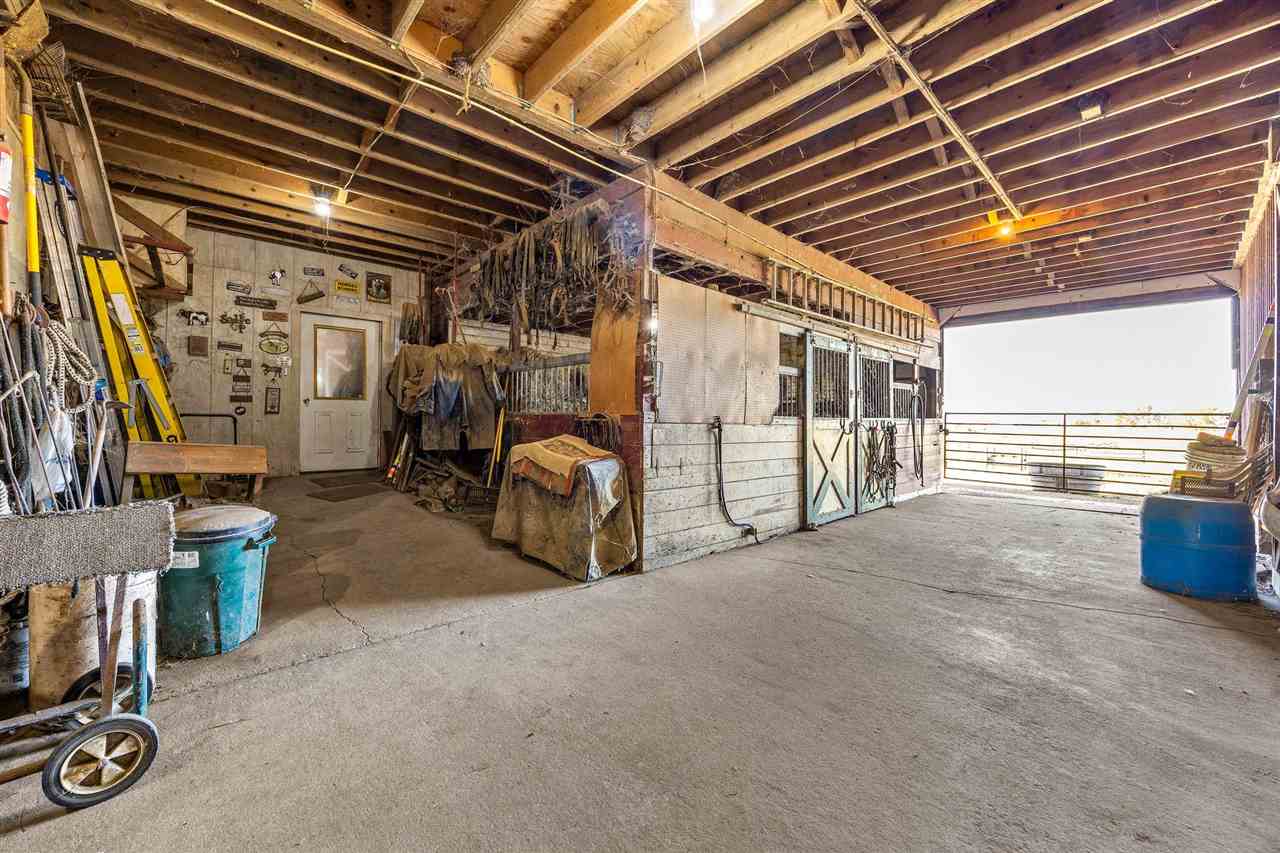 1921 210th Manchester IA 52057