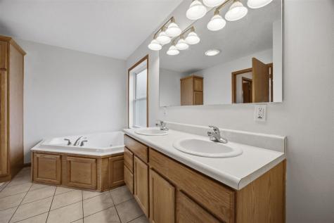 181 & 171 Bear Creek Court Palo IA 52324
