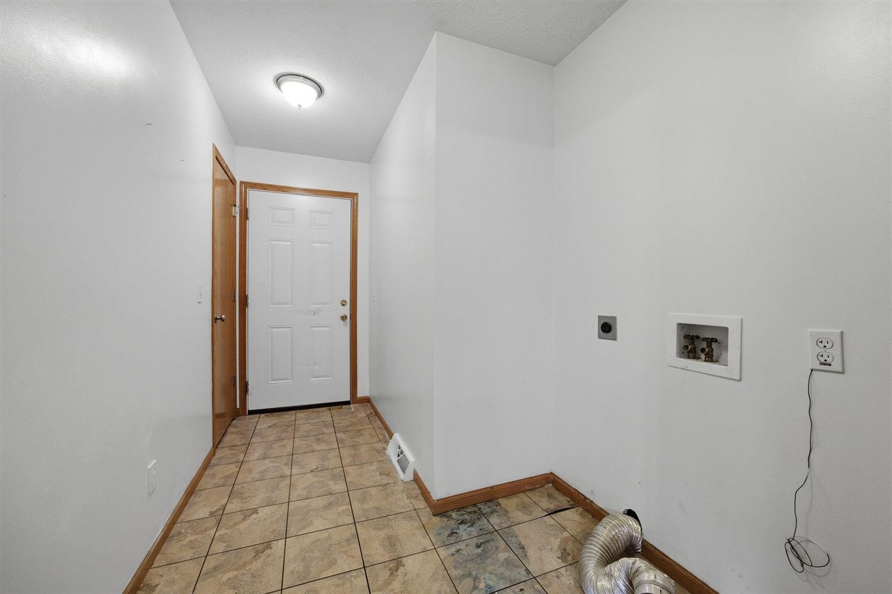 181 Bear Creek Court Palo IA 52324