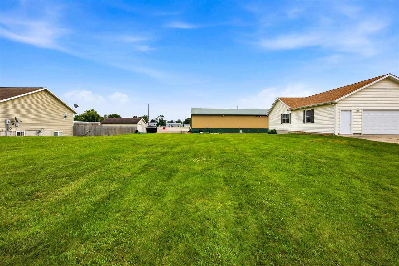 181 Bear Creek Court Palo IA 52324