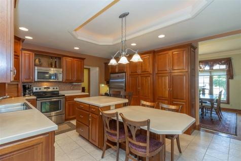 1410 E Harrison Washington IA 52353