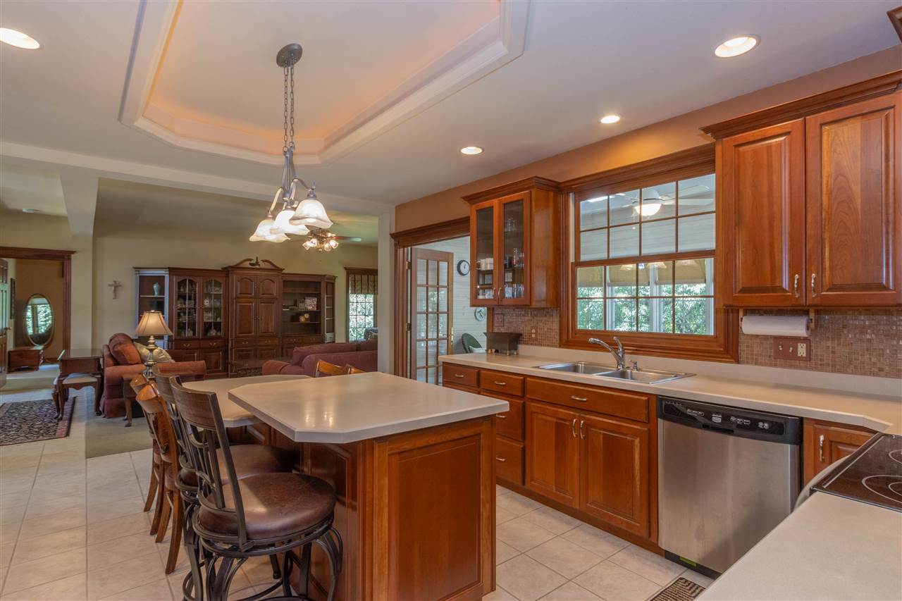 1410 E Harrison Washington IA 52353