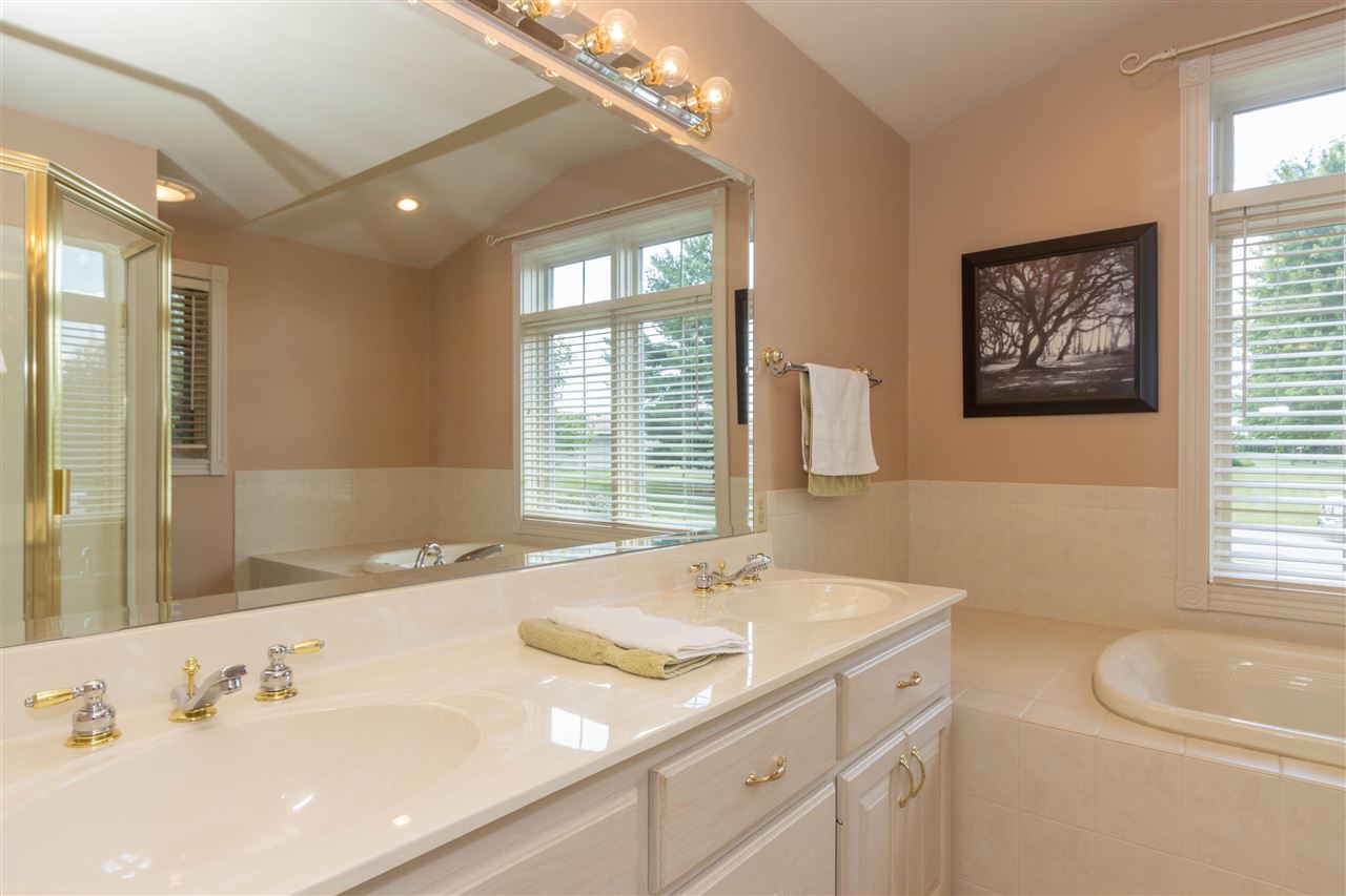 1410 E Harrison Washington IA 52353