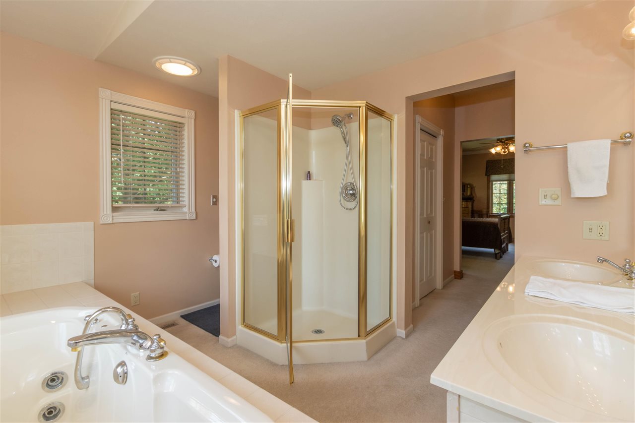 1410 E Harrison Washington IA 52353